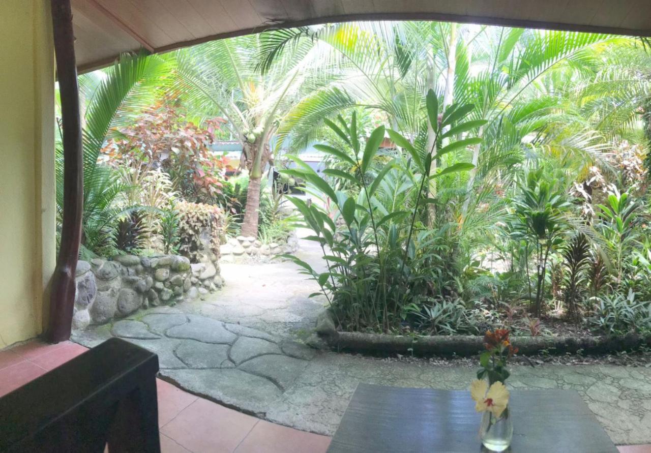 Casa Caribbean Coconut Hotel Cahuita Exterior photo