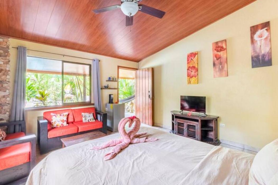 Casa Caribbean Coconut Hotel Cahuita Exterior photo