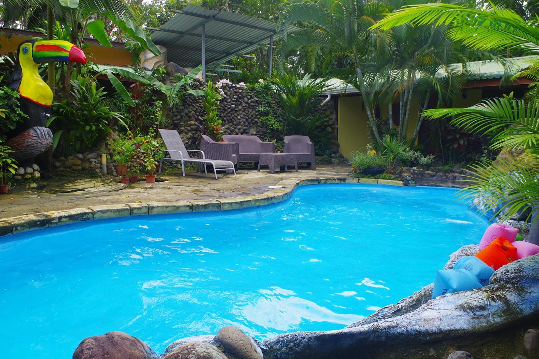 Casa Caribbean Coconut Hotel Cahuita Exterior photo